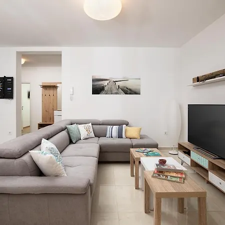 J&e Apartment Medulin